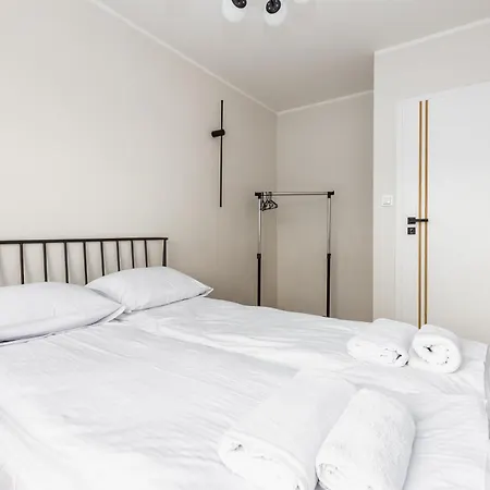 Unruga 2-bedroom Apartment *